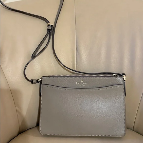 Kate Spade New York Rory Crossbody Bag in gray saffiano leather - Picture 2 of 11